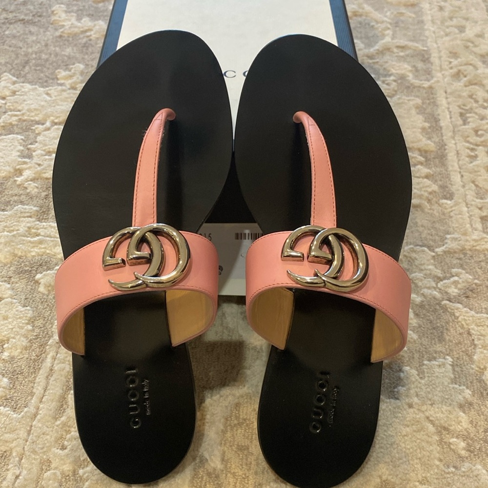 Gucci Pink Marmont Thong Sandals